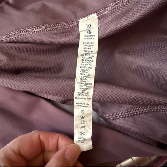 Lululemon Run Speed Short 4-way Stretch
Dottie Mum Deep Coal Mauvelous Size 10 - Picture 5 of 7